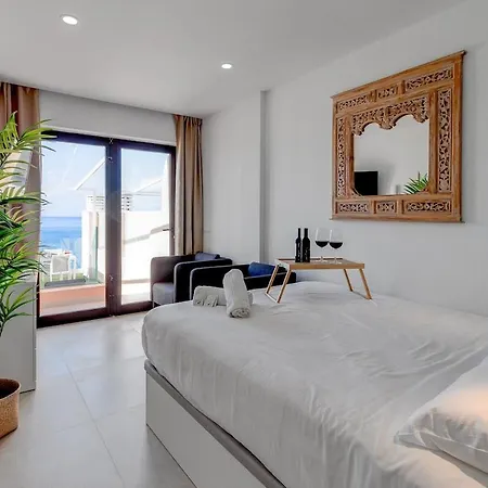 Апартаменты My Little Paradise Vue Ocean Cl *